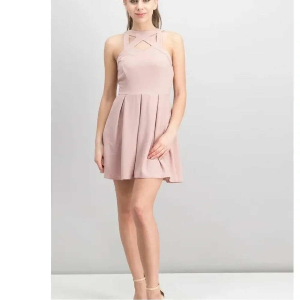 Speechless Women’s Dusty Pink Cage-Front Fit & Flare Dress w Pockets Large - Picture 4 of 13